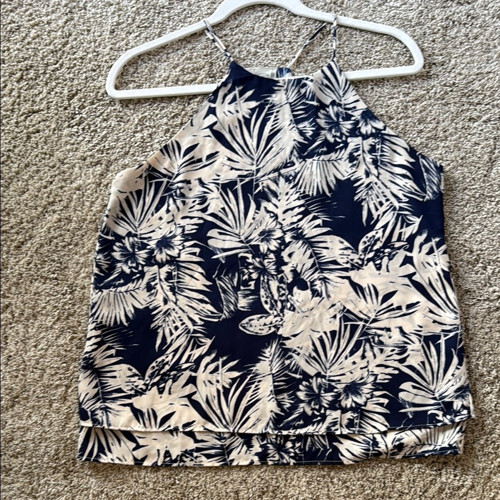 Paper Crane Blue and White Halter Graphic Tank Top (22)